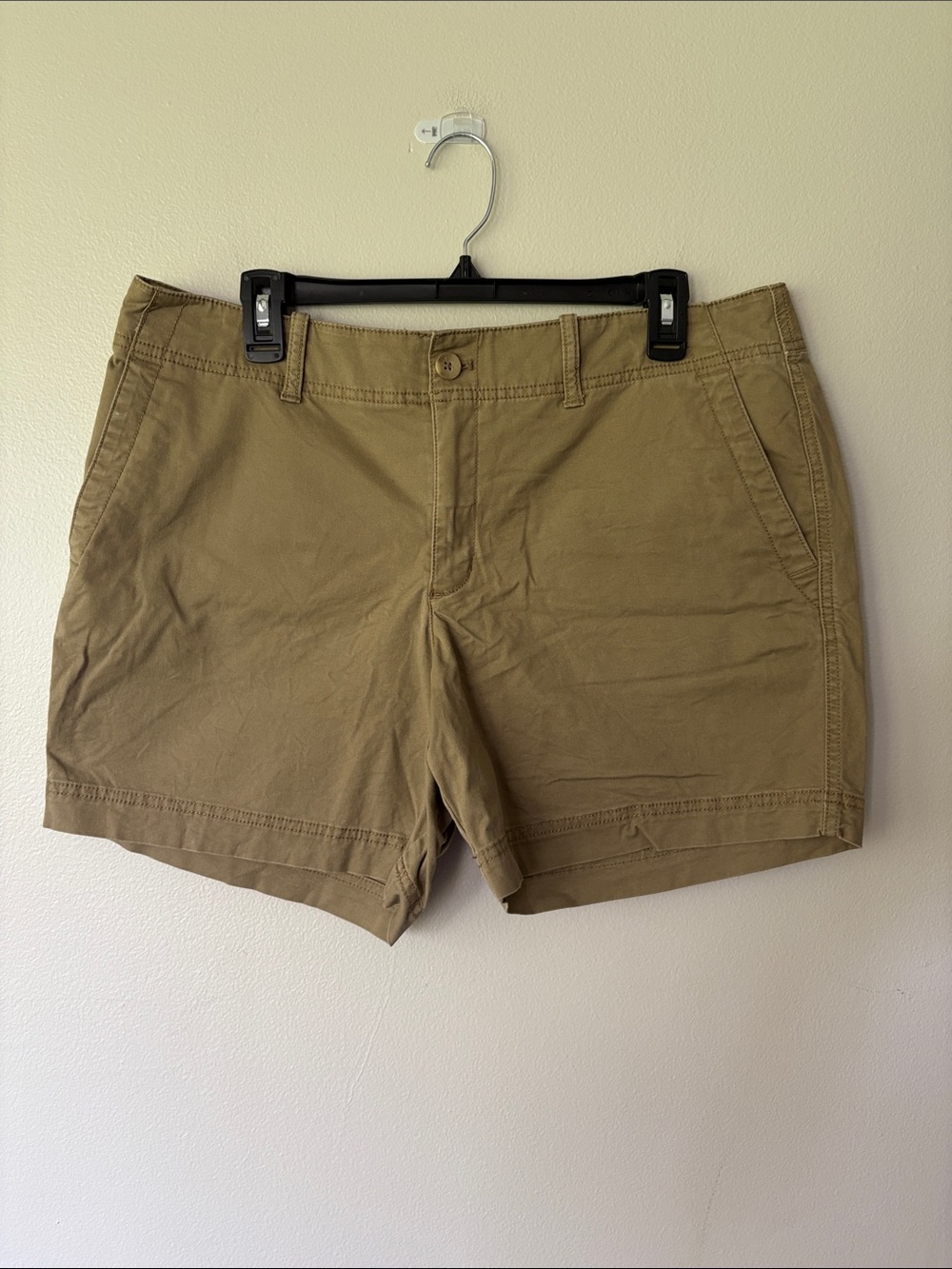 Eddie Bauer Khaki Women's Cotton Heritage Wash Shorts
